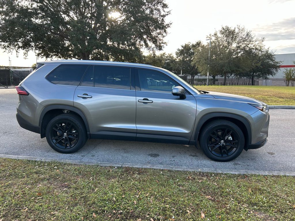 Thumbnail: 2025 Toyota Grand Highlander - 6