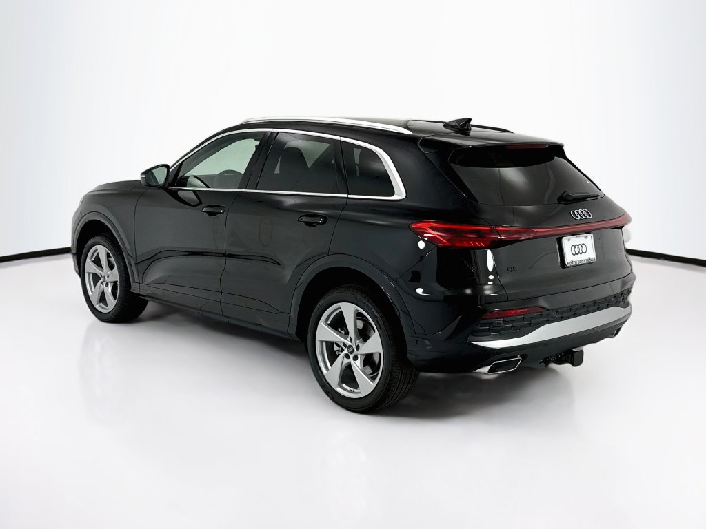 Thumbnail: 2026 Audi Q5 - 7