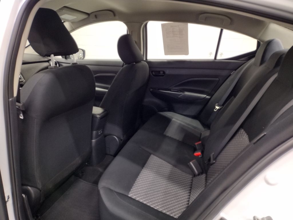 2022 Nissan Versa 1.6 S