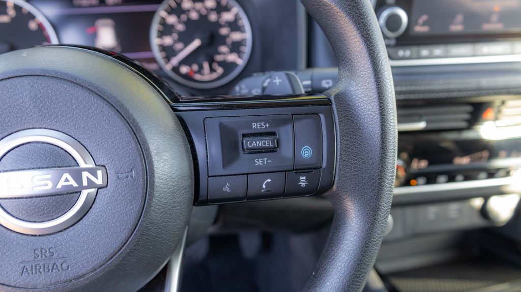 Used 2022 Nissan Rogue SV 4D Sport Utility