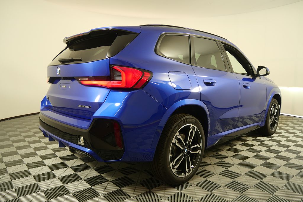 Thumbnail: 2025 BMW X1 - 3