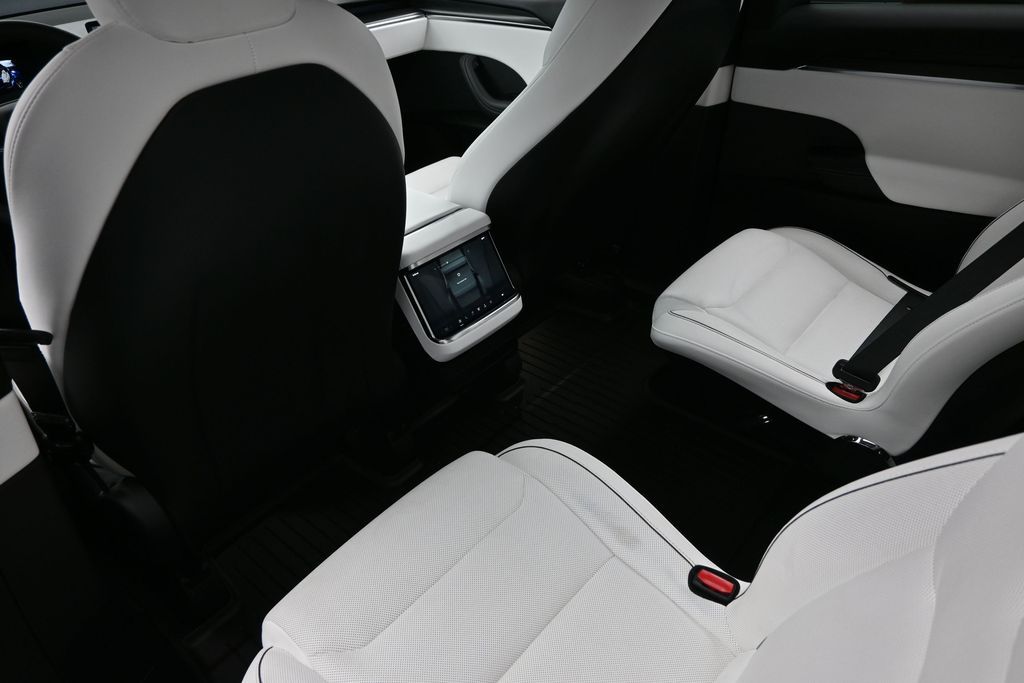 2023 Tesla Model X Plaid Tri Motor All-Wheel Drive