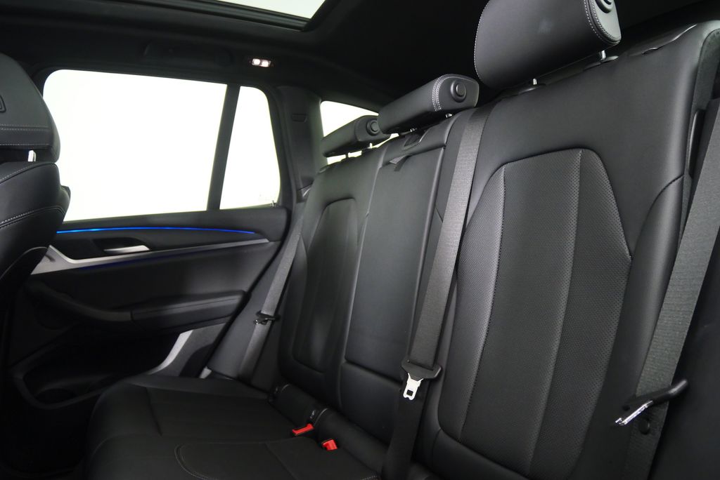 Thumbnail: 2024 BMW X3 - 15