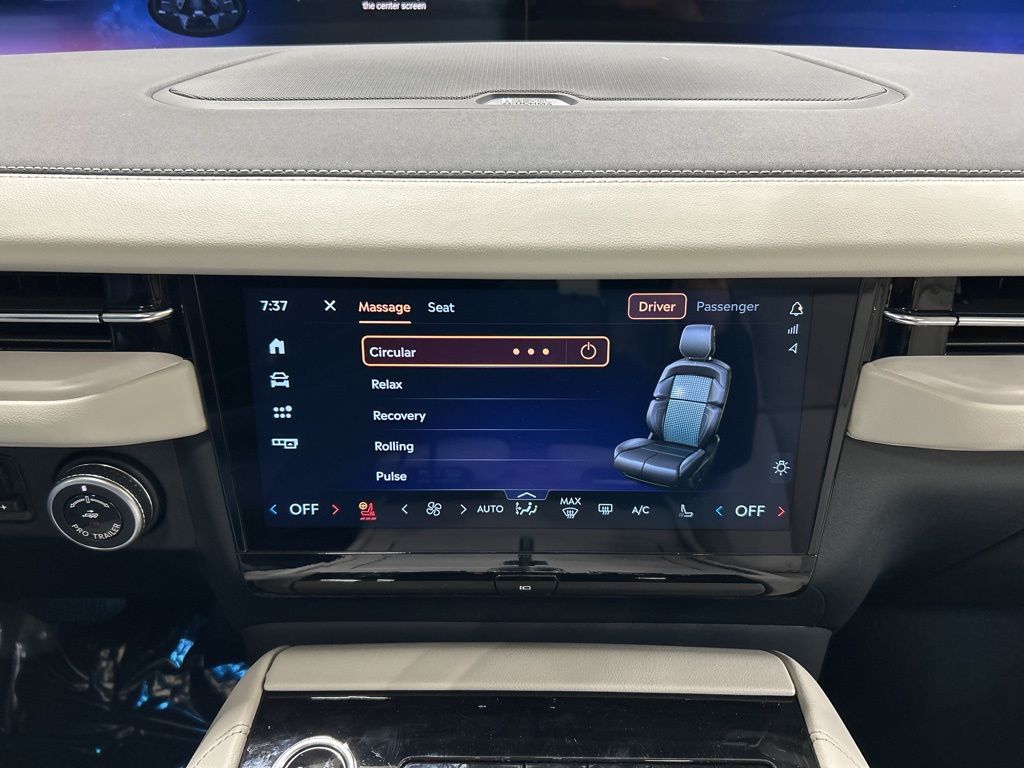 new 2026 Lincoln Navigator L car, priced at $111,115