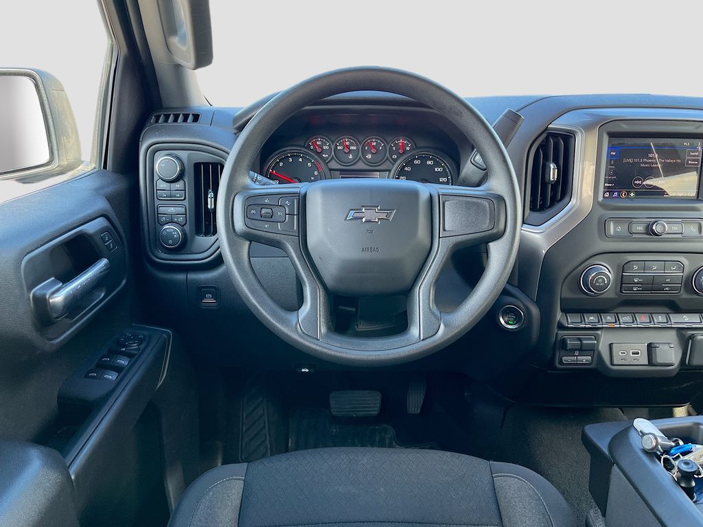 Used 2024 White Chevrolet Custom Trail Boss image 20