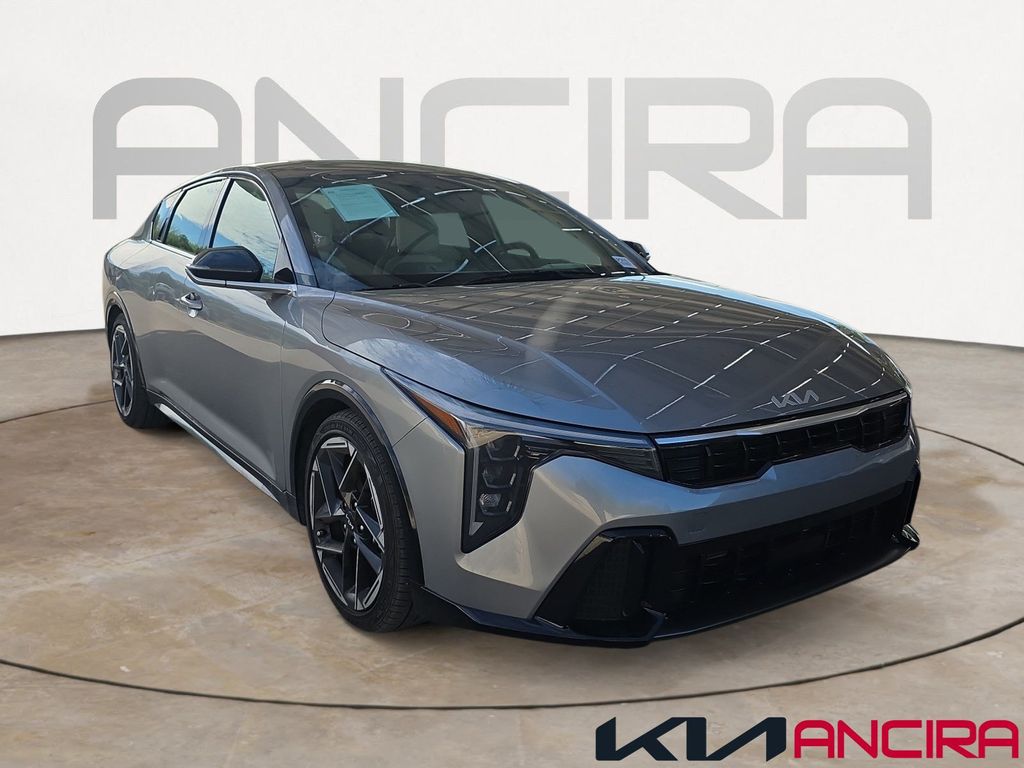 2025 Kia K4 GT-Line