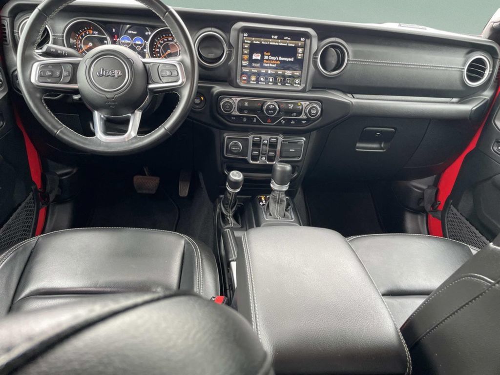 Used 2021 Red Jeep Overland image 9