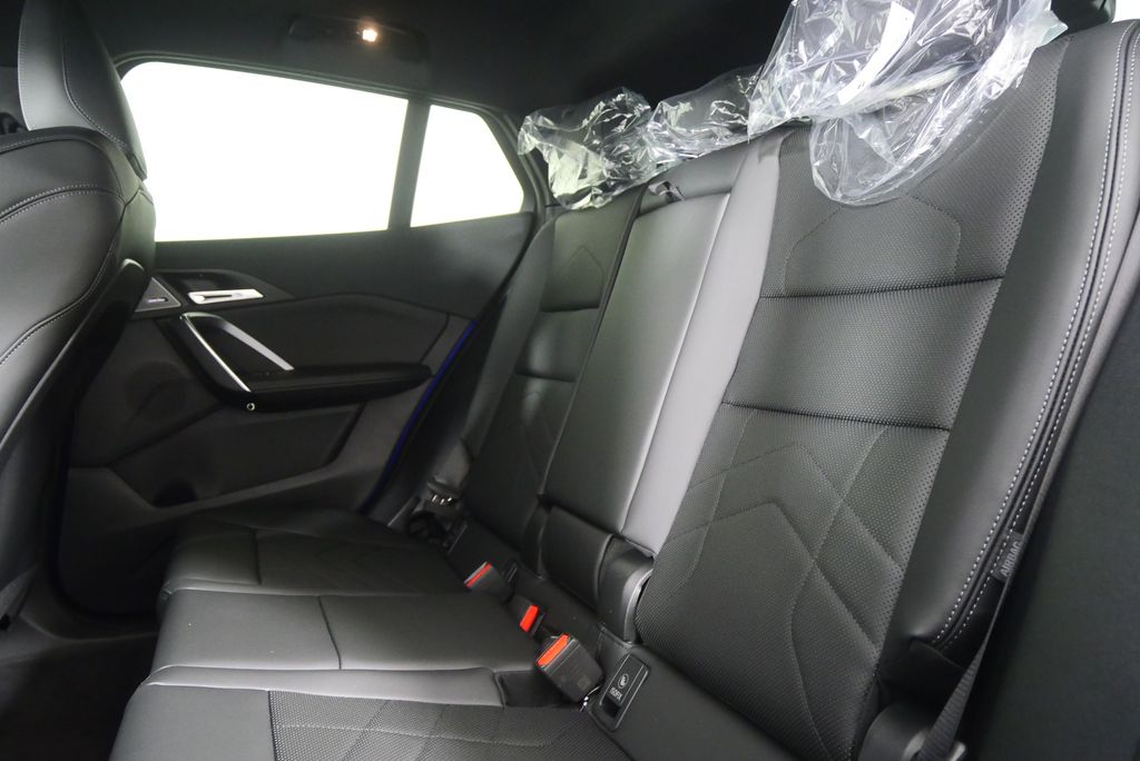 Thumbnail: 2026 BMW X2 - 16