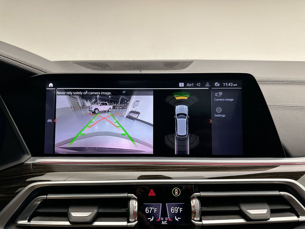 Thumbnail: 2020 BMW X5 - 16