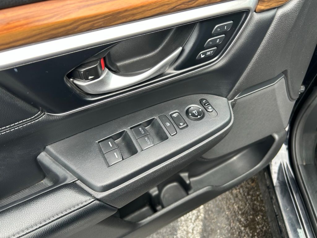 2022 Honda CR-V EX-L 26