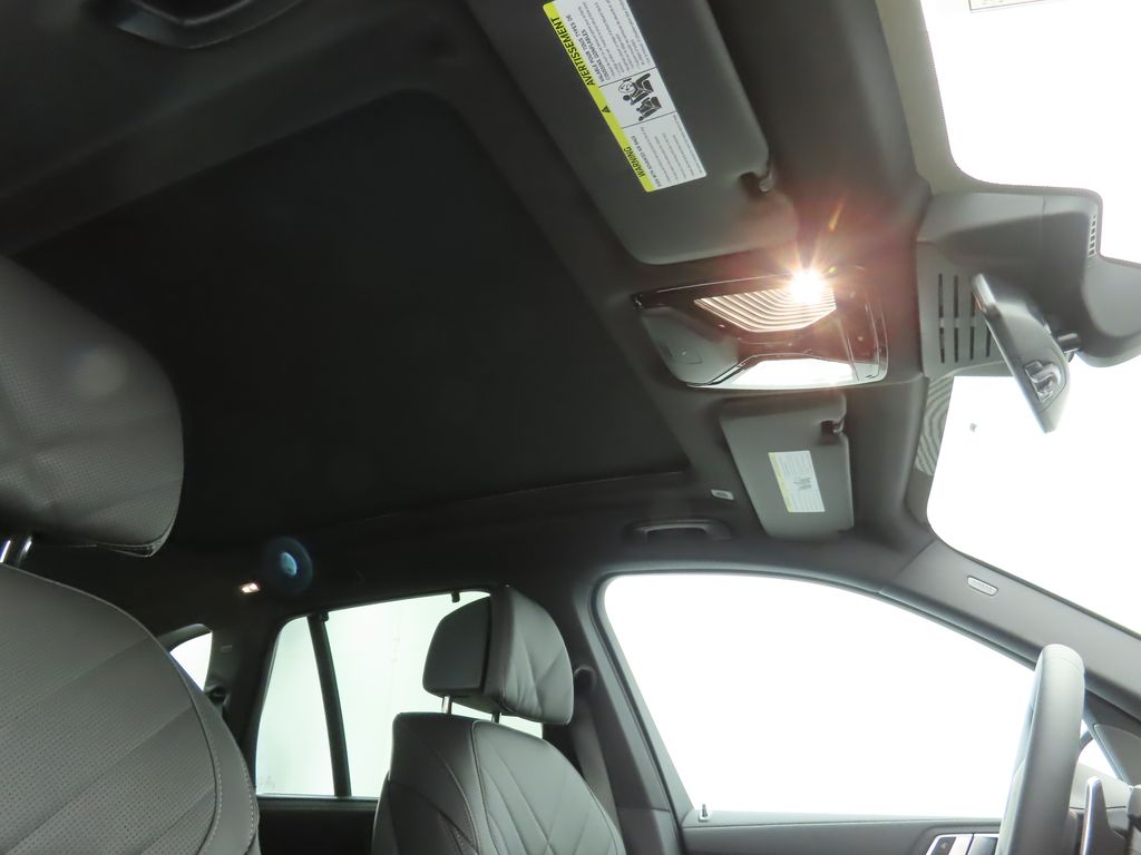 Thumbnail: 2026 BMW X5 - 18