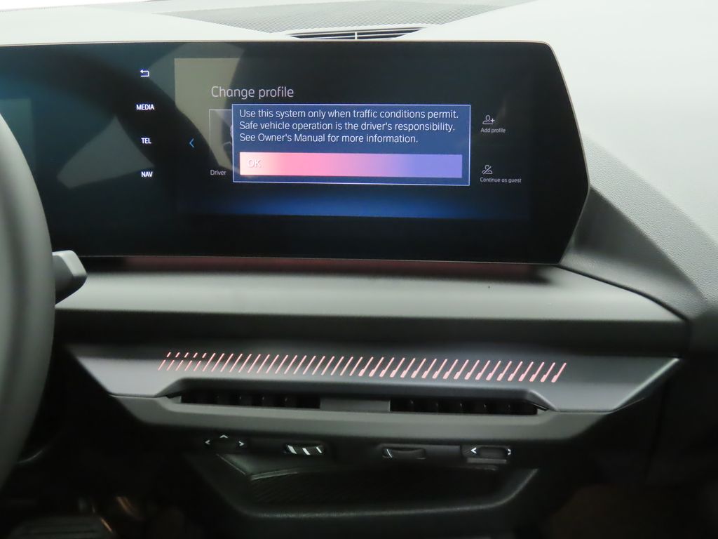 Thumbnail: 2025 BMW 2 Series - 15