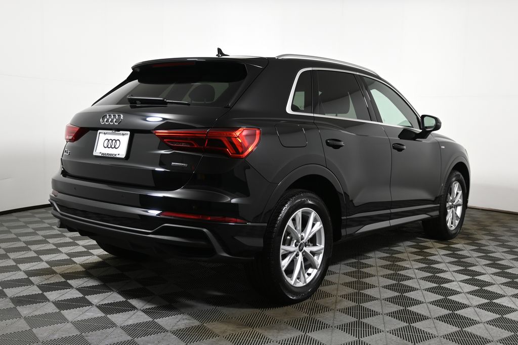 Thumbnail: 2025 Audi Q3 - 7