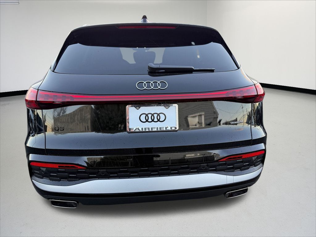 Thumbnail: 2025 Audi Q5 - 4