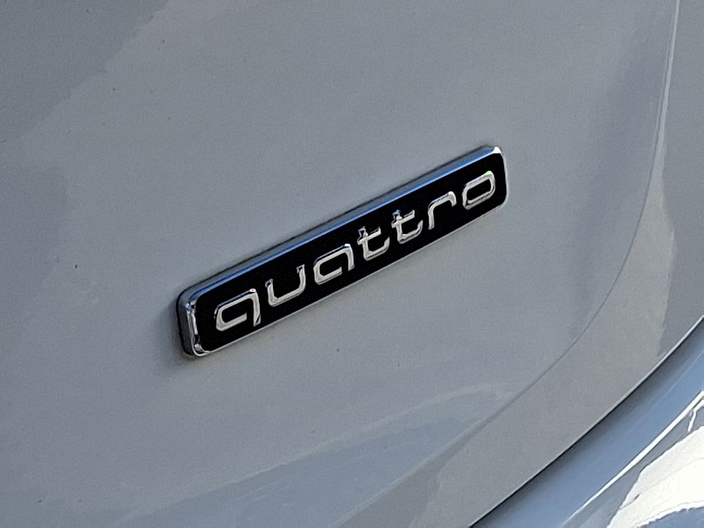 Thumbnail: 2022 Audi Q5 - 30