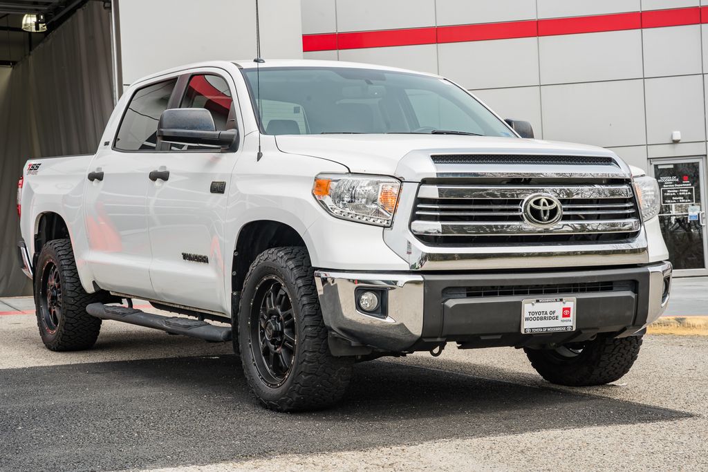 2016 Toyota Tundra SR5 CrewMax 5.7L FFV