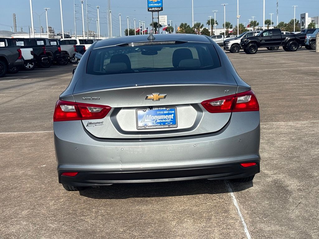2024 Chevrolet Malibu LT - 10