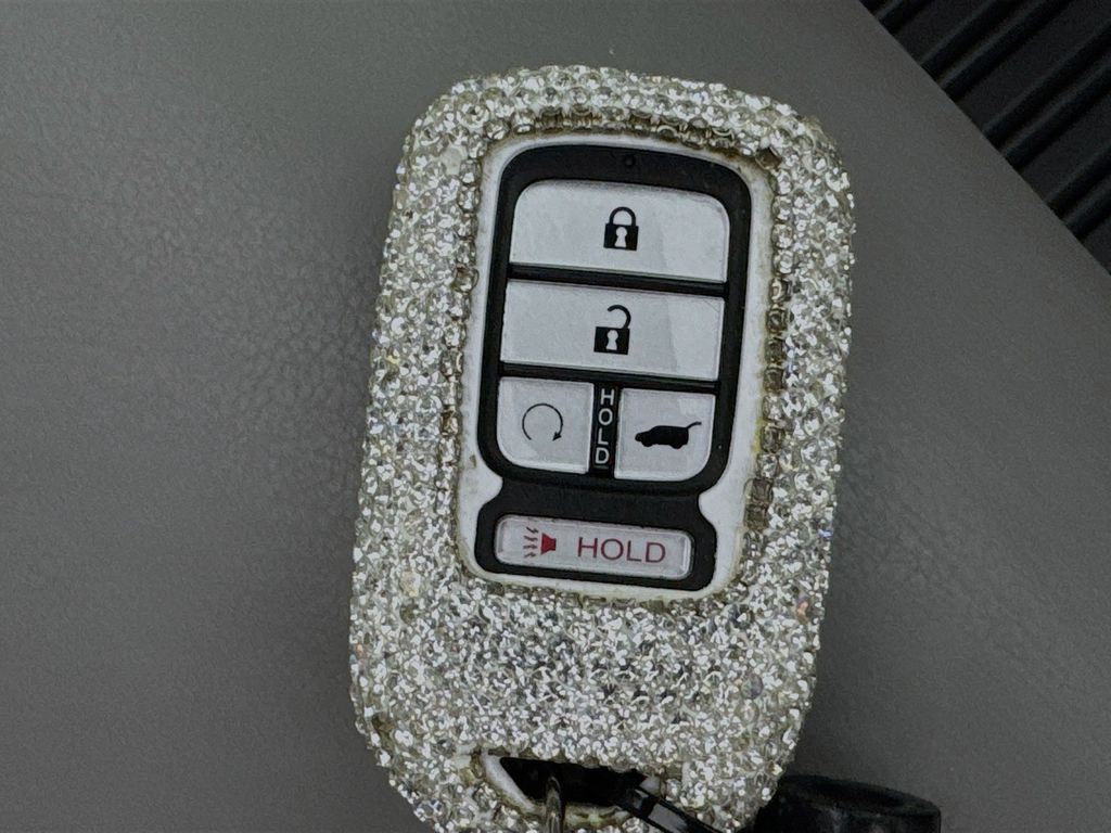 Used Car 2019 Honda Pilot  Touring For Sale Under $25,000 In Austin, Texas