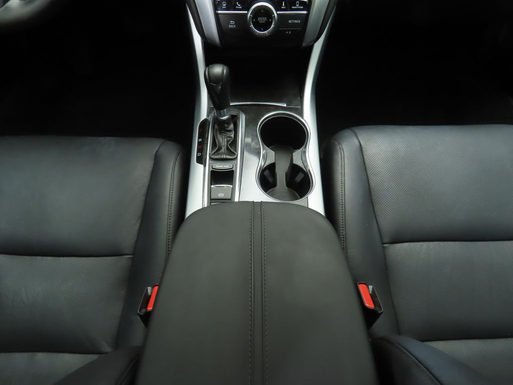 Thumbnail: 2018 Acura TLX - 16