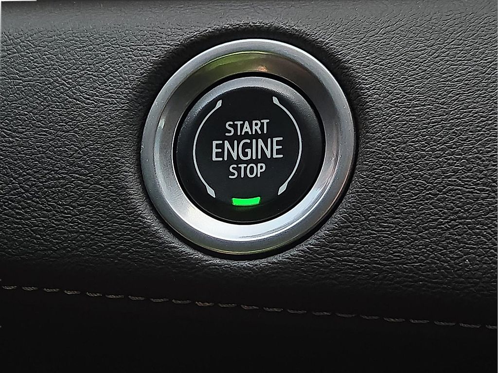 Used 2022 Cadillac Escalade ESV Premium For Sale in Farmington, AR