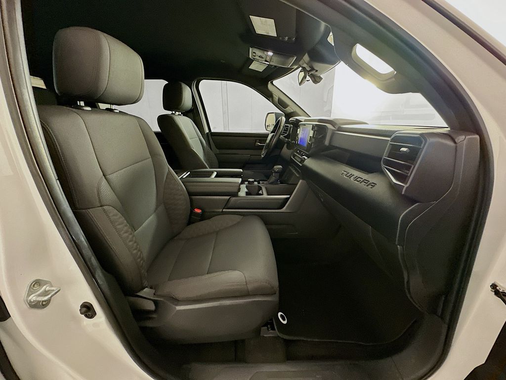 Thumbnail: 2025 Toyota Tundra - 28