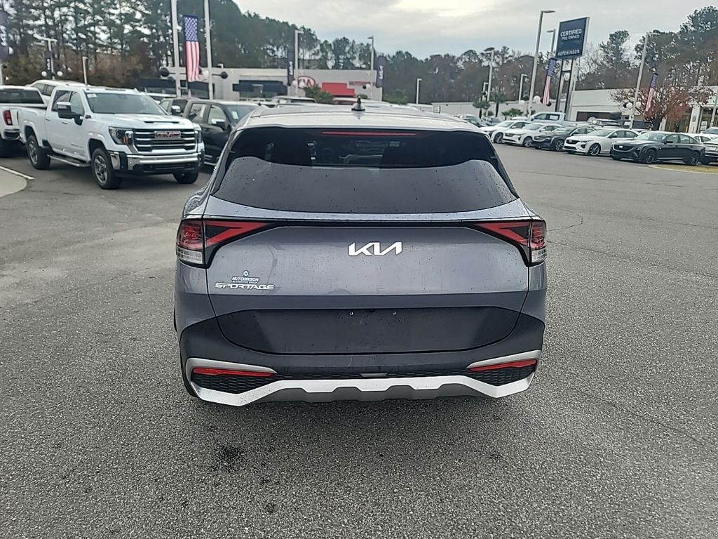 2023 Kia Sportage EX photo 3