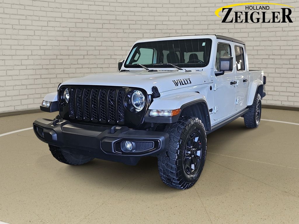 Bright White Clearcoat 2023 Jeep Gladiator Pickup Truck Four-Wheel Drive 8-Speed Automatic
