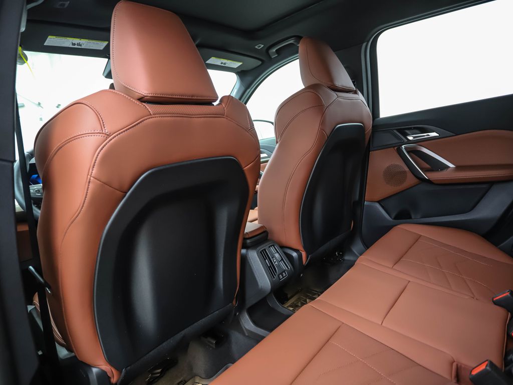 Thumbnail: 2026 BMW X1 - 21