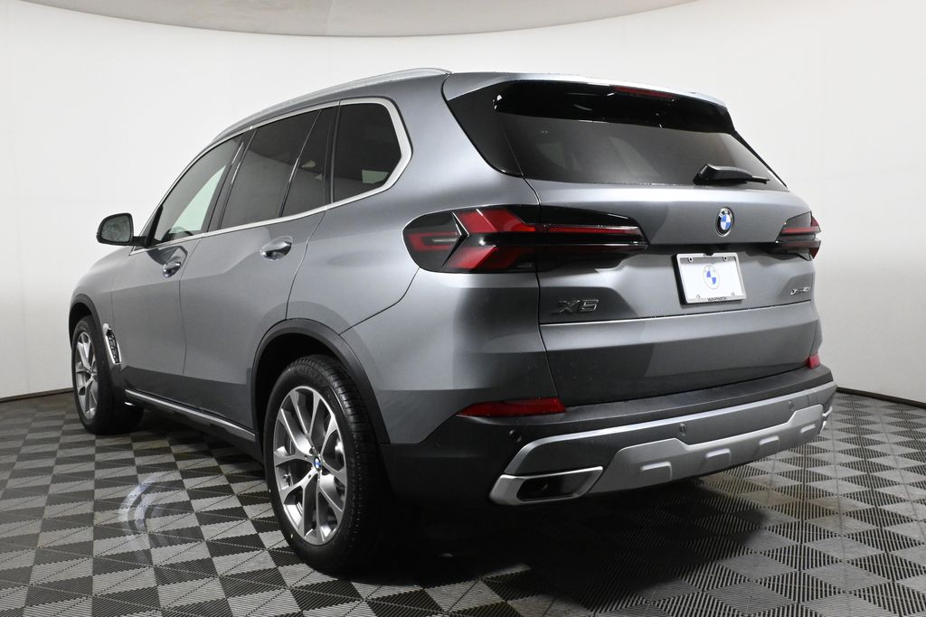 Thumbnail: 2026 BMW X5 - 5