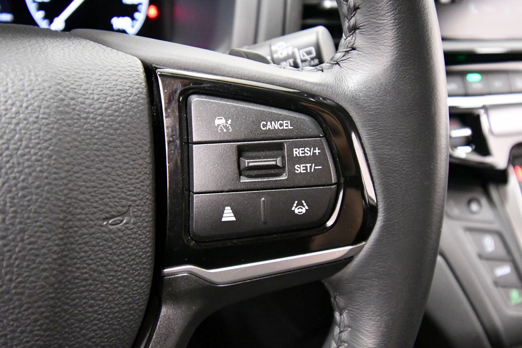 Used 2025 Honda Odyssey Van