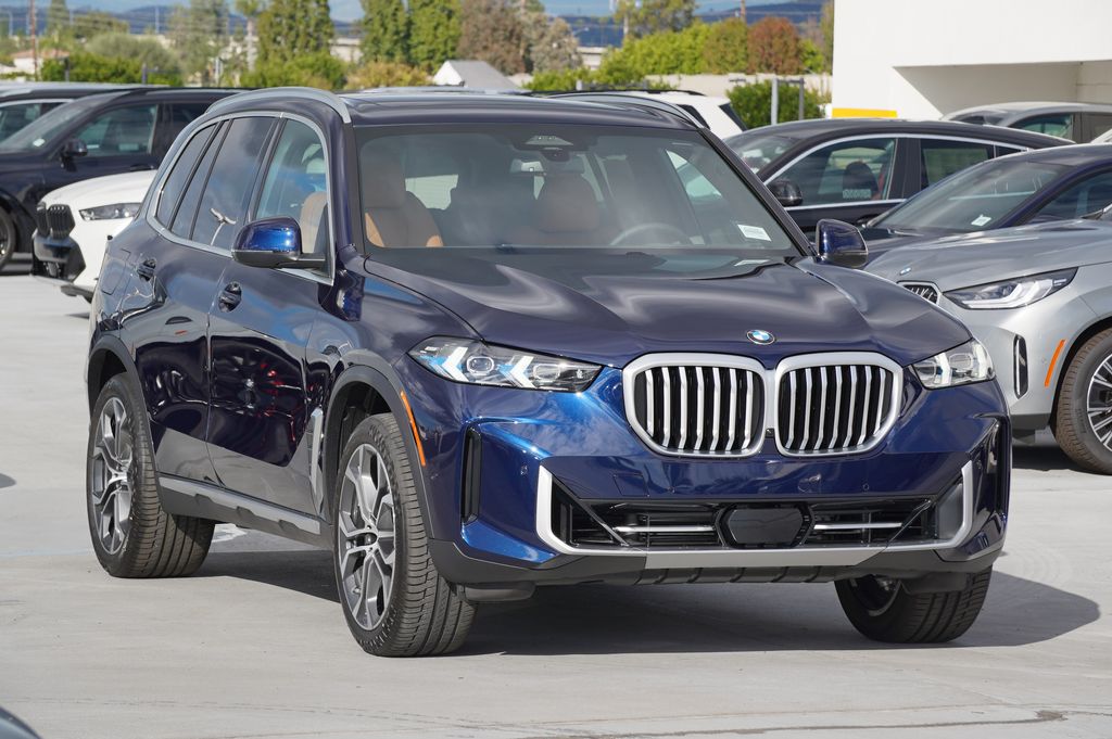 Thumbnail: 2026 BMW X5 - 4