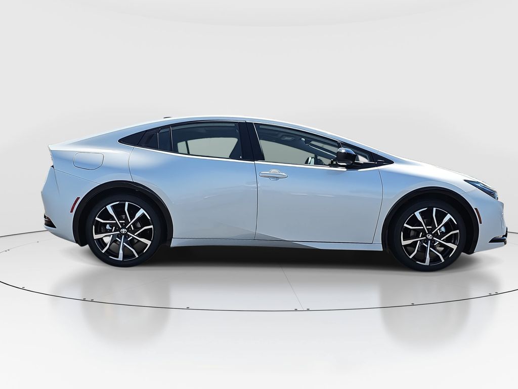 New 2027 Toyota Prius Plug-in Hybrid Sedan
