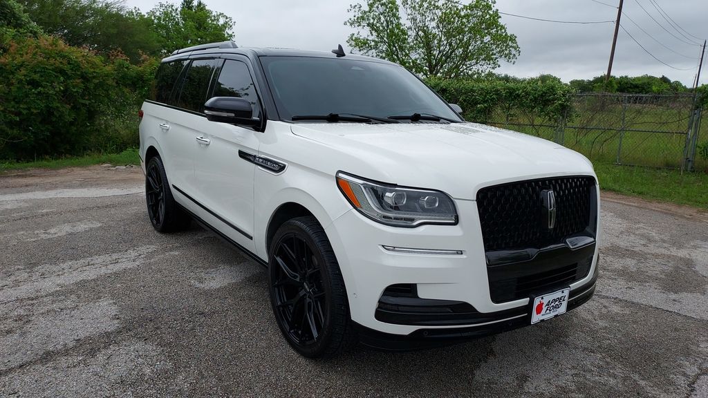 2024 Lincoln Navigator Black Label