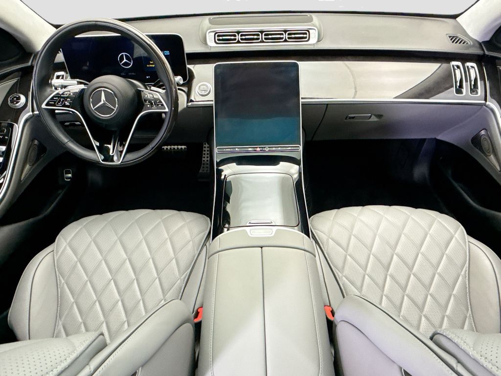 Thumbnail: 2023 Mercedes-Benz S-Class - 13