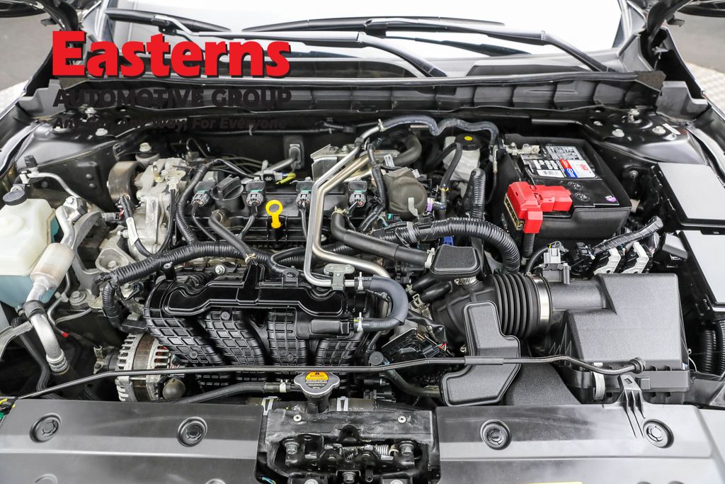Used 2023 Black Nissan 2.5 SL image 7