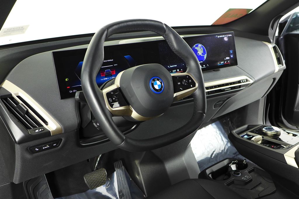 2024 BMW iX xDrive50 27