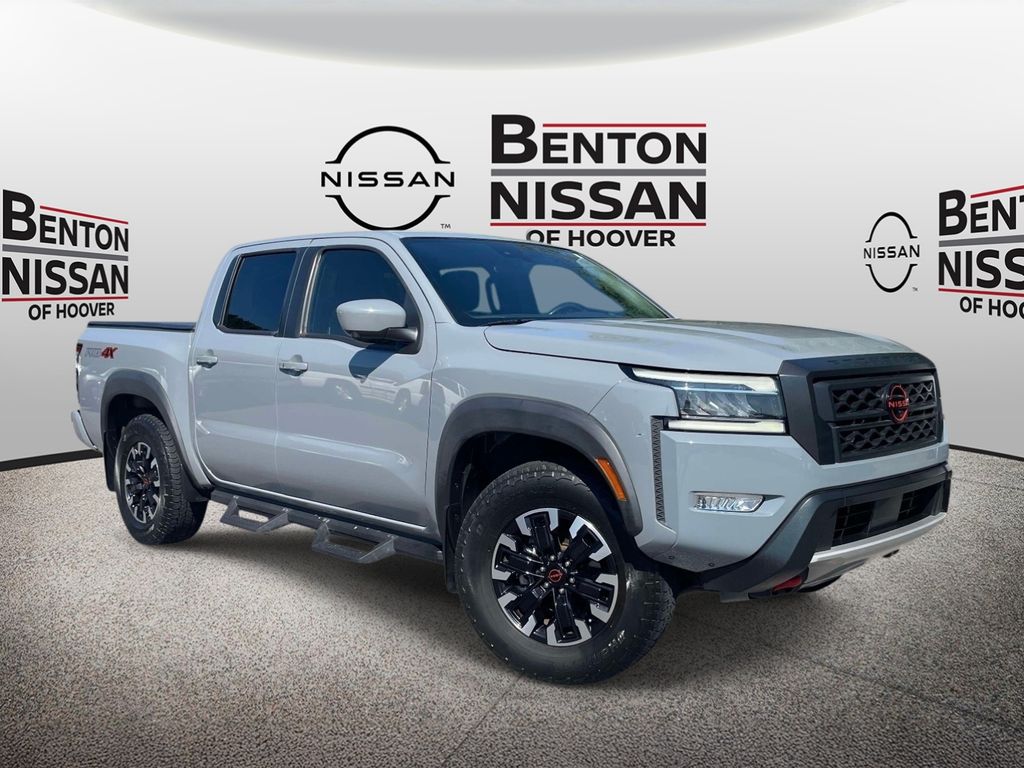 2023 Nissan Frontier PRO-4X Crew Cab 4WD