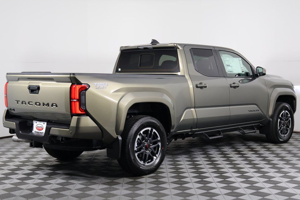 2025 Toyota Tacoma TRD Sport 2