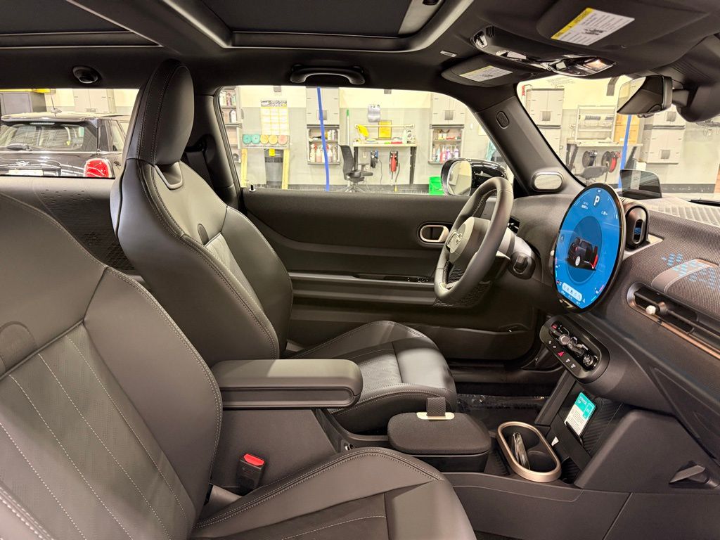 Thumbnail: 2026 MINI Cooper - 23