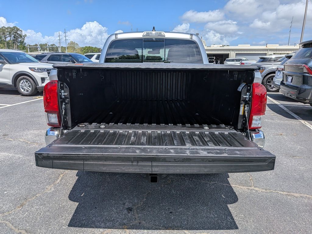 2022 Toyota Tacoma SR5 V6