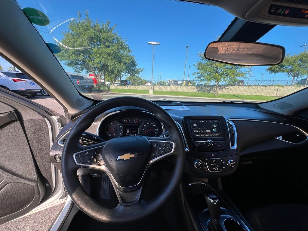 Used 2018 Chevrolet Malibu Sedan