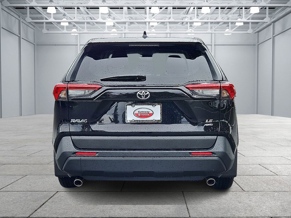 Thumbnail: 2024 Toyota RAV4 - 6