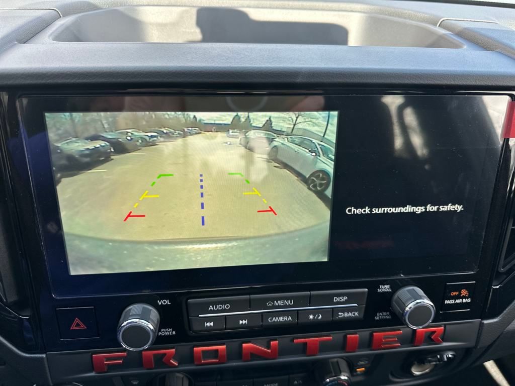 2025 Nissan Frontier PRO-4X photo