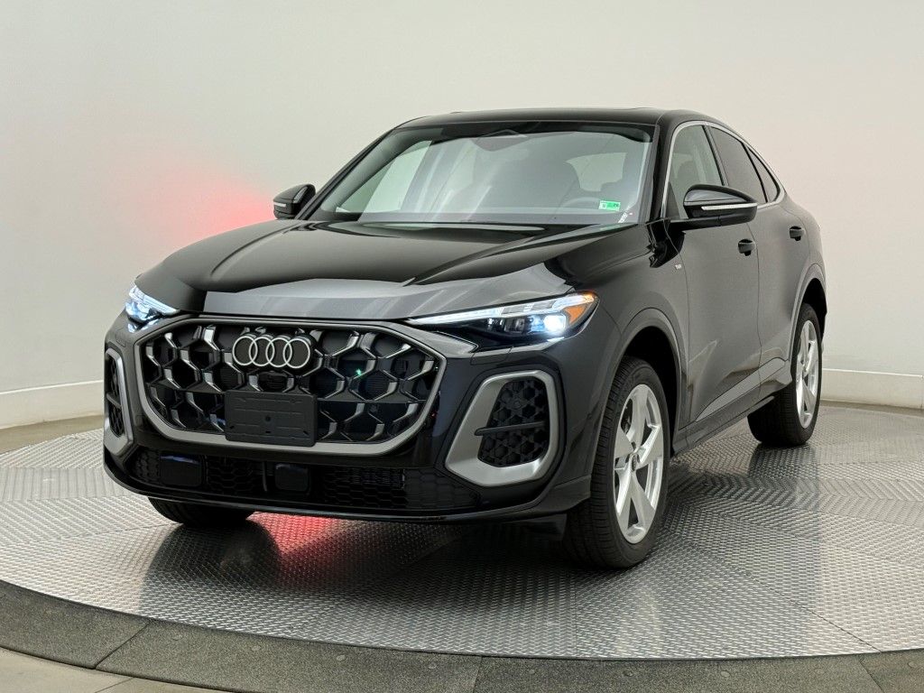 Thumbnail: 2025 Audi Q5 - 4