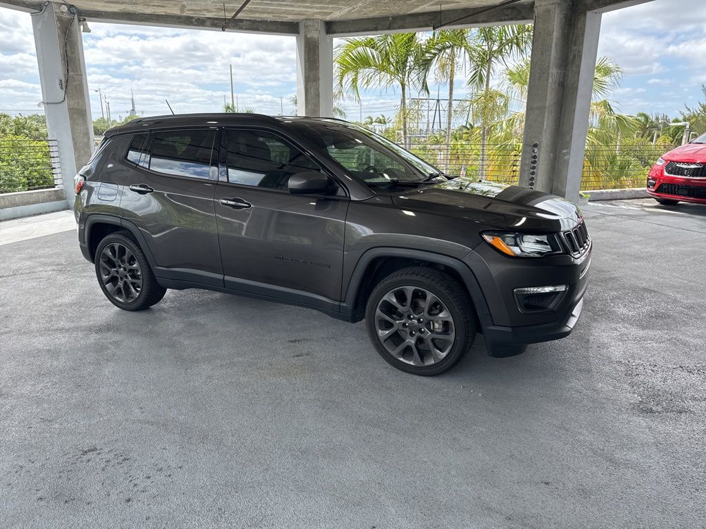 2021 Jeep Compass media 1