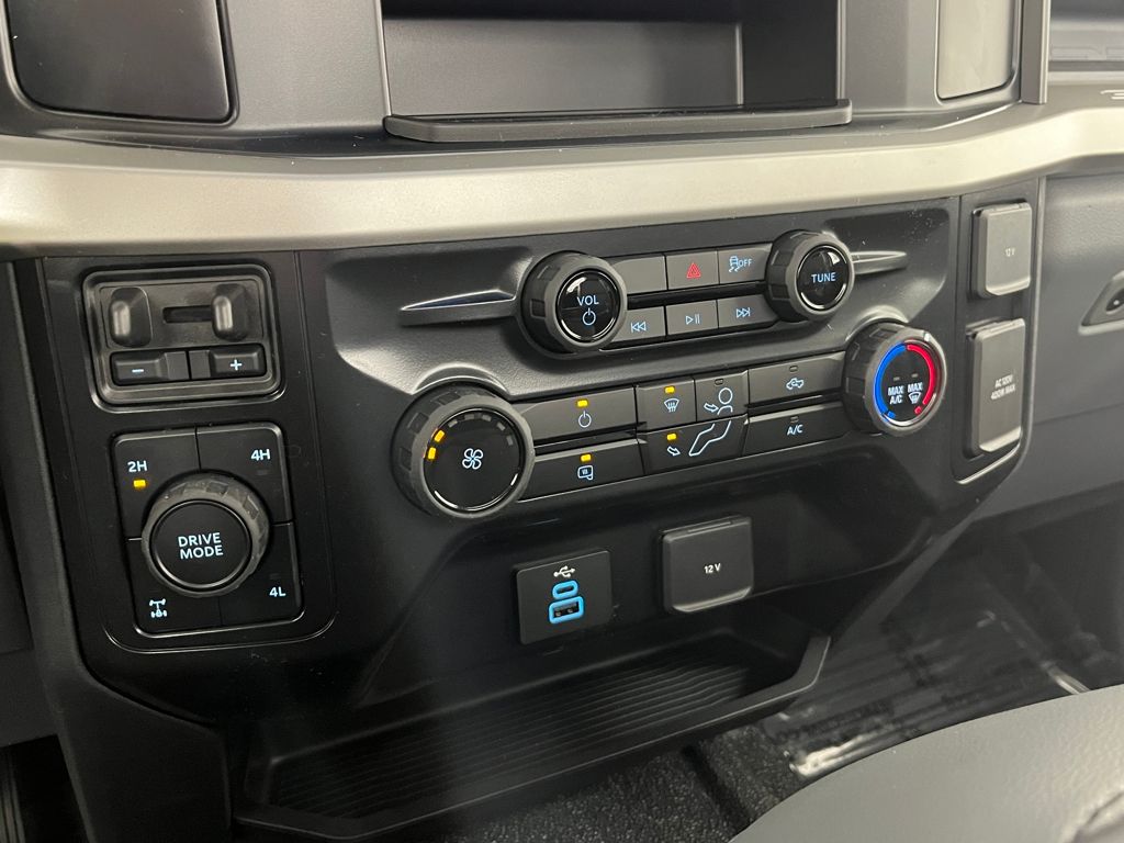 2026 Ford F-250 Regular Cab 4WD Service Truck for sale #9F0492 - photo 14