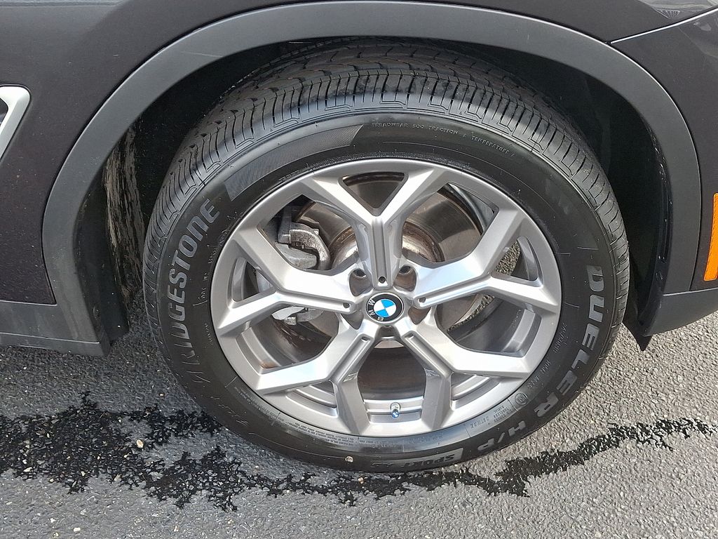 Thumbnail: 2023 BMW X3 - 8