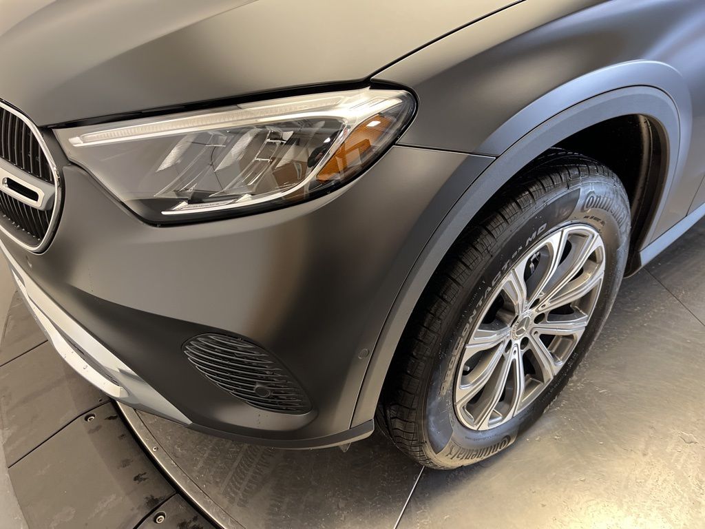 Thumbnail: 2026 Mercedes-Benz GLC - 9