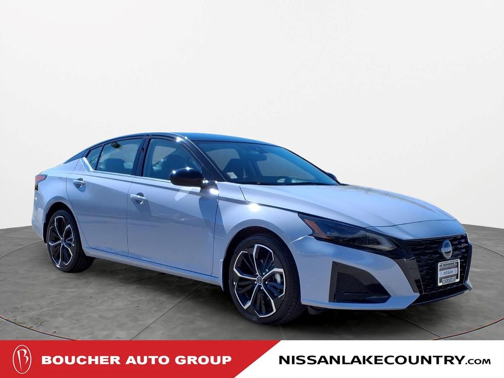 New 2026 Gray Nissan 2.5 SR image 2