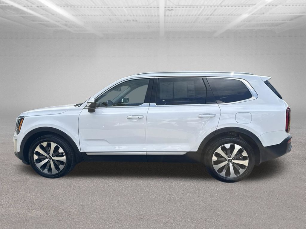 2021 Kia Telluride S White at South Hills Kia